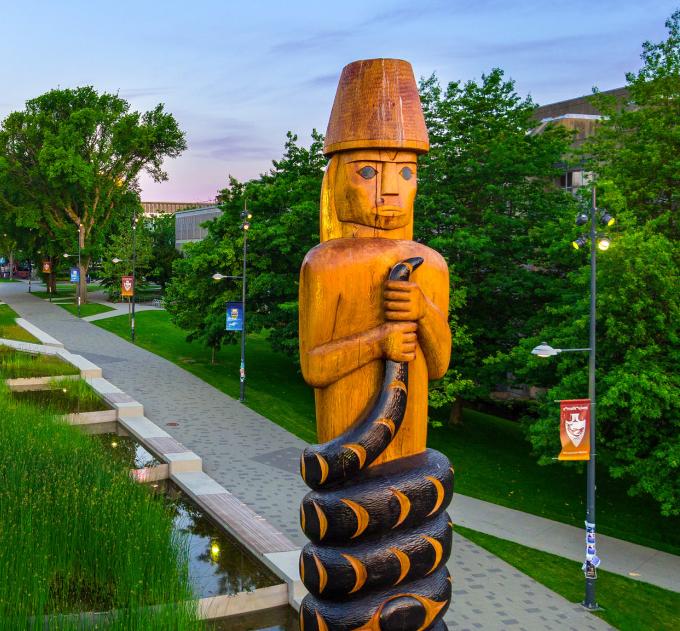 "sʔi:ɬqəy̓ qeqən (Double-Headed Serpent Post)”  Brent Sparrow Jr., Musqueam  UBC Vancouver Campus
